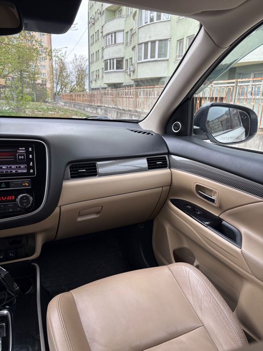 Mitsubishi Outlander 2019