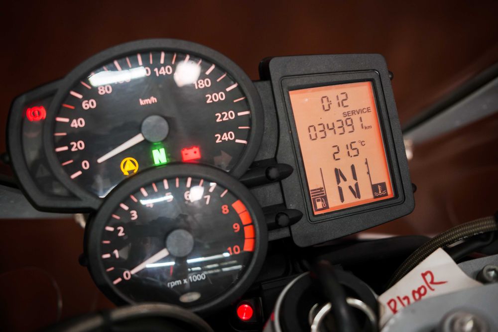 BMW R1200R із Японії