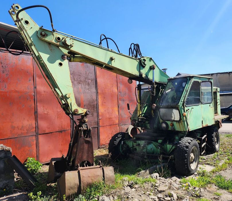 Ford Fortschritt T-174  Sprzedam Koparko-ładowarka Fortschritt T-174