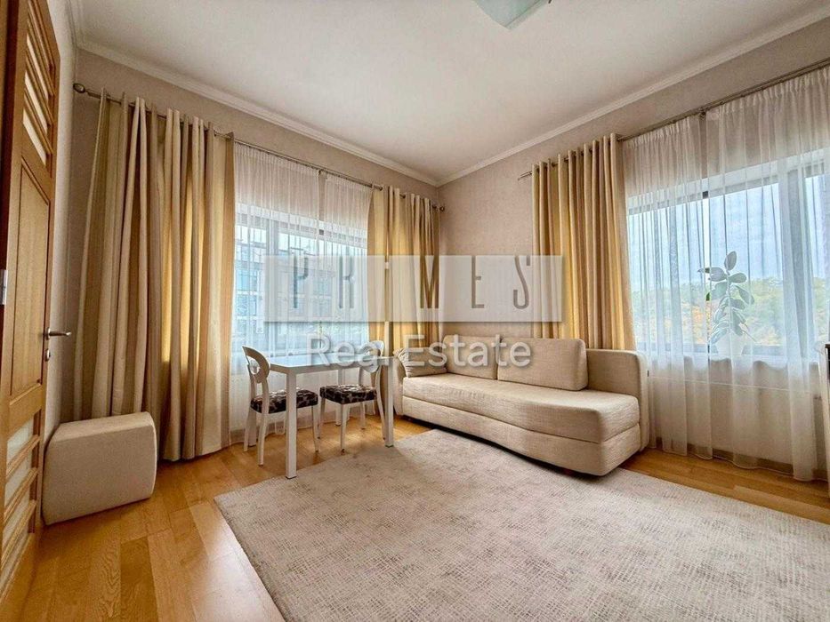 Продаж 6к будинку, гараж на 2 авто, цоколь, вул. Редутна, Печерськ