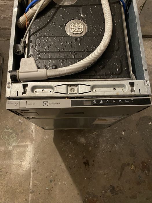Sprzedam zmywarke do zabudowy 45 Electrolux