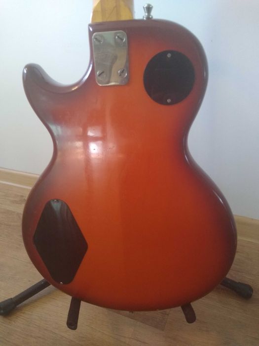 gitara Defil Aster