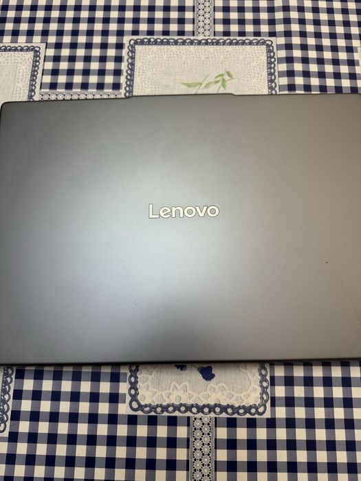 Lenovo IdeaPad Slim 3  15IRH10 GARANTIA