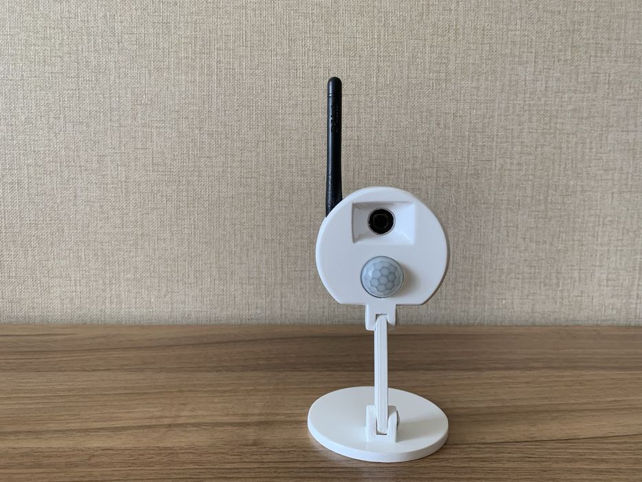 Камера бепеки з датчиком руху знімає в ваш Телеграм.