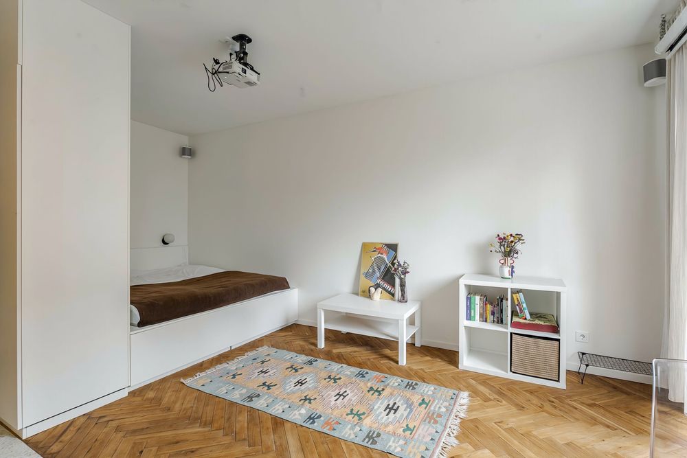 Здам квартиру студію на Печерську  ( Кловська )