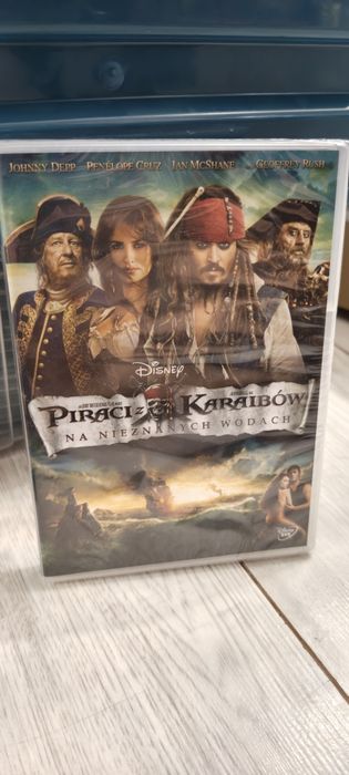 Piraci z Karaibów na nieznanych wodach dvd