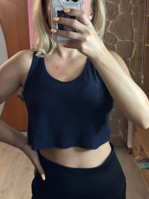 Granatowy crop top na ramiączkach 36 S