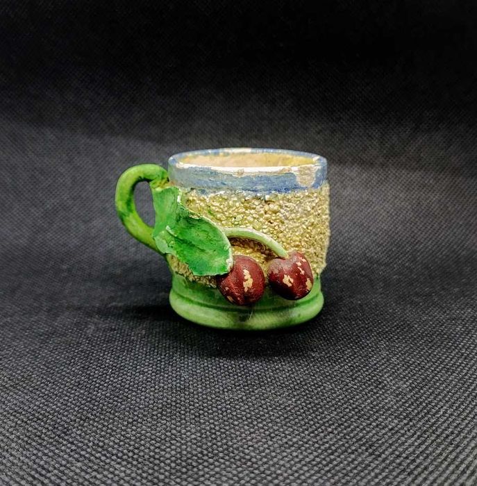 Caneca antiga faiança portuguesa Caldas da Rainha