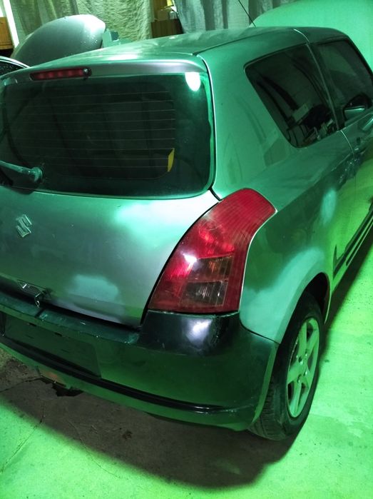 Suzuki Swift, 2008, 1900 $.