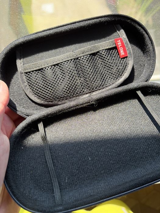 Etui psp z kiedzonką na  plyty umd