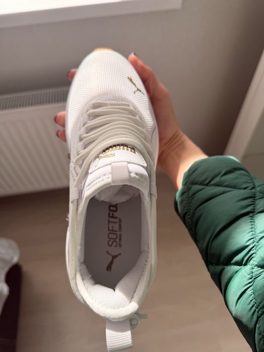 Кросівки  PUMA Amplifier