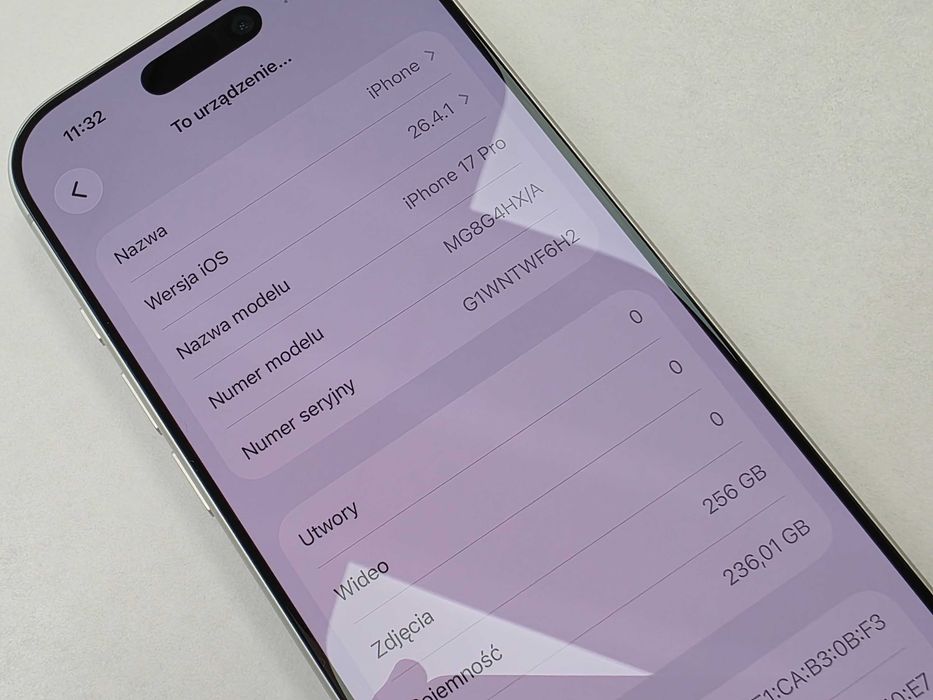 iPhone 17 PRO 256GB Dual SIM (SIM + eSIM)/ Silver/ A3523/ BAT 100%/ Grade A/ + ładowarka/ 27.03.26 z iSpot / Apple