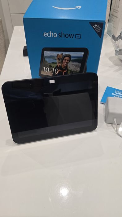 Amazon Alexa Echo Show 8 3ª Gen como NOVA