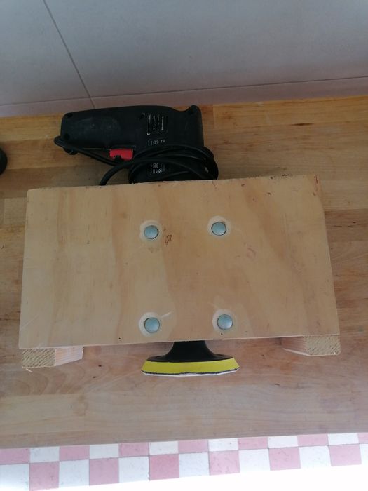 Mini serra elétrica (adaptação)