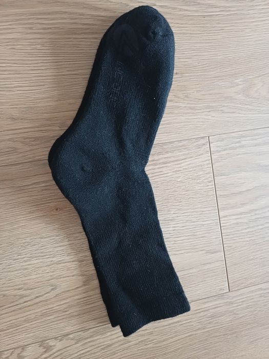 Skarpety wełniane 38 czarne nowe Line One