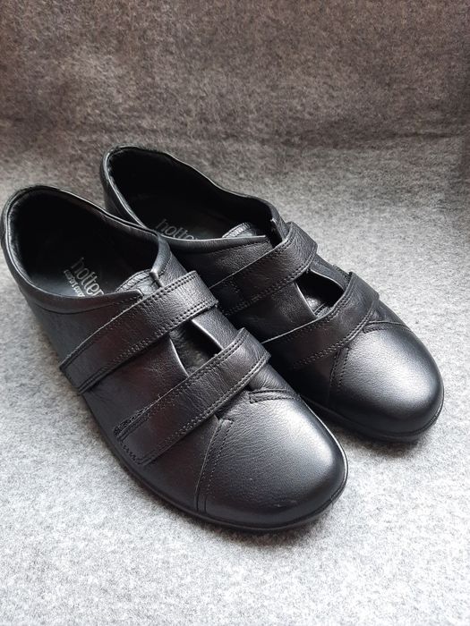 Туфли Clarks, кроссовки Hotter, мокасины кожа