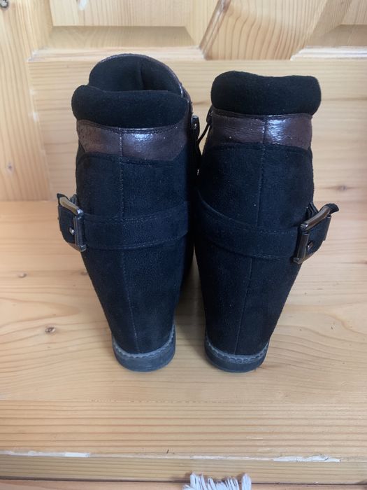 Ботінки замшеві 38 р.