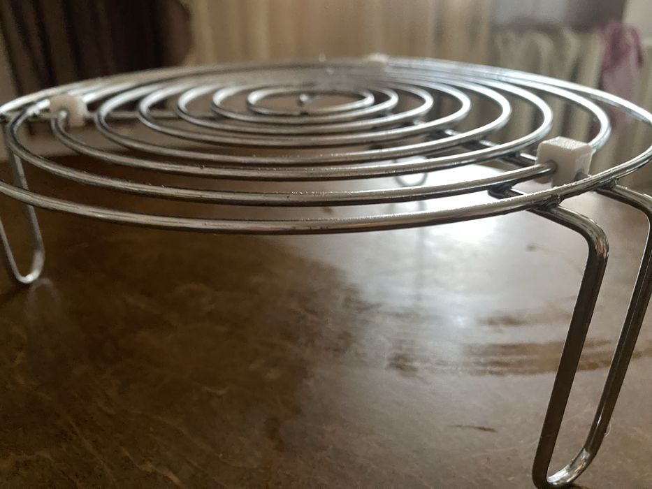 Решетка гриль для микроволновки, диаметр 24 см