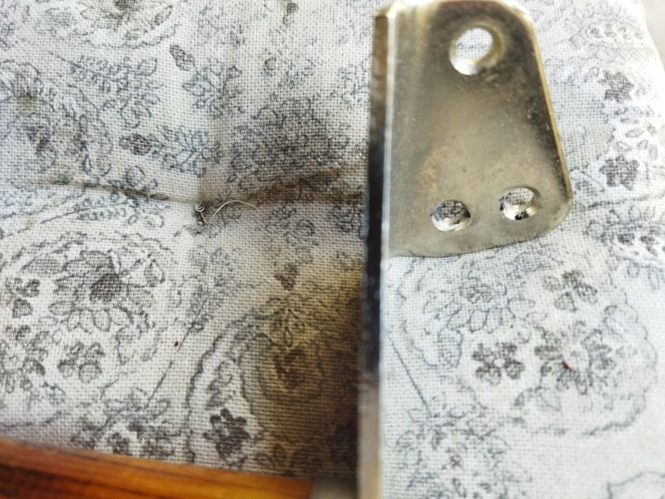 Продам; ручки дверные большие( для учреждений)