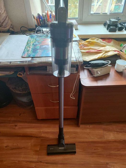 Беспроводной пылесос Samsung Jet 60 VS15A6031R4