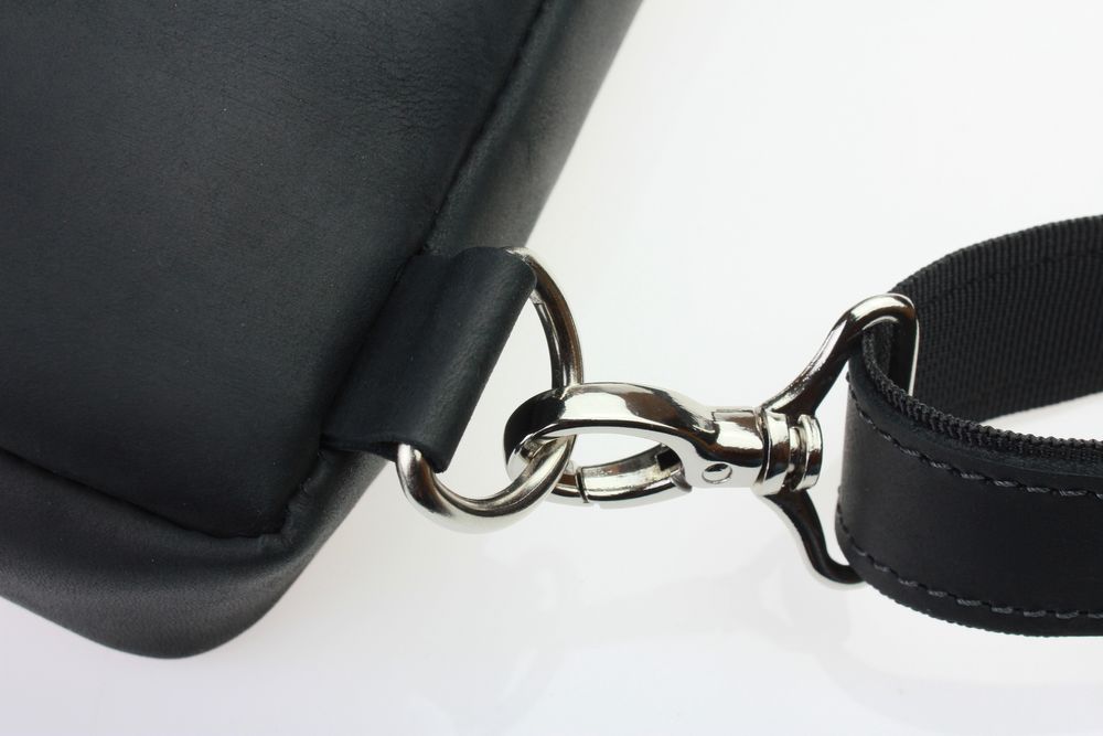 Сумка чоловіча слінг на плече бананка sms4-1(26) чорна