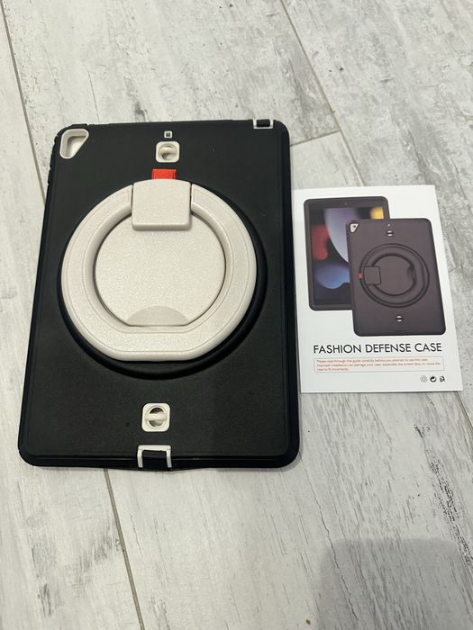 Etui do iPad 9.7 2017/2018 fashion defense case z uchwytem Classic unisex