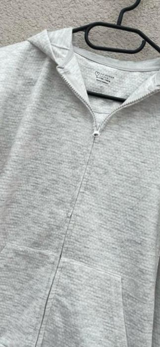 Szara rozpinana dziewczynka