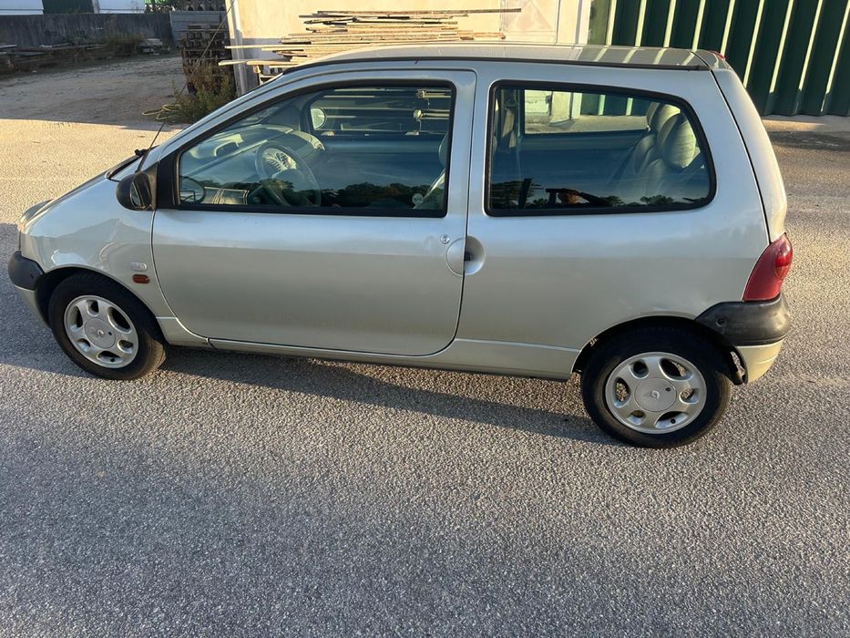 renault twingo initialle