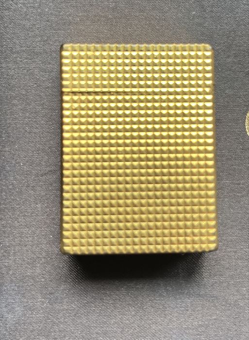 Isqueiro S.T. Dupont Ligne 2 – Dourado Vintage