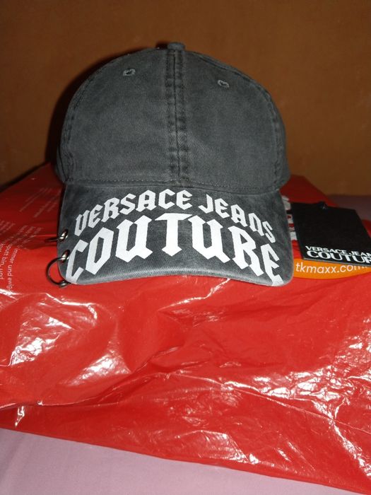 Czapka męska Versace Jeans Couture.