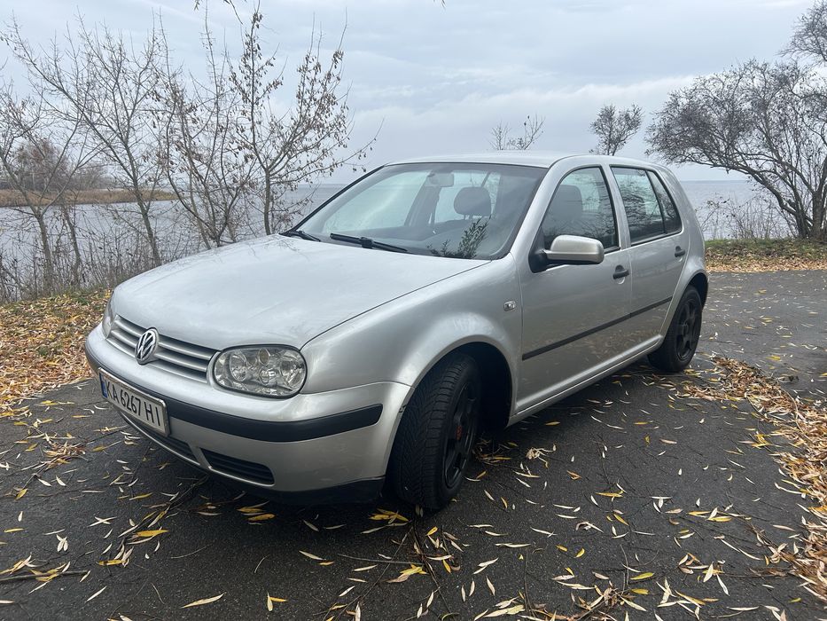 VW Golf 4 1.4, хороший стан, економний