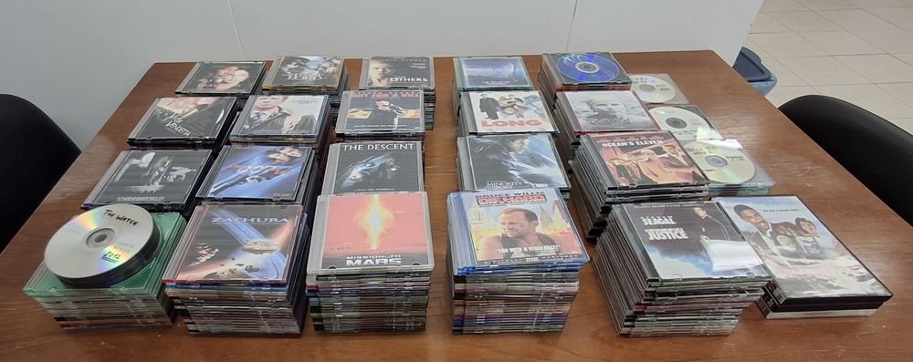 Coleção Retro DivX 2000 | +300 Filmes Legendados em CD/DVD | Biblioteca Nostálgica