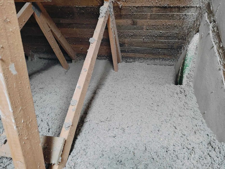 Ocieplania piana PUR celuloza ocieplanie poddaszy izolacja domu stropu