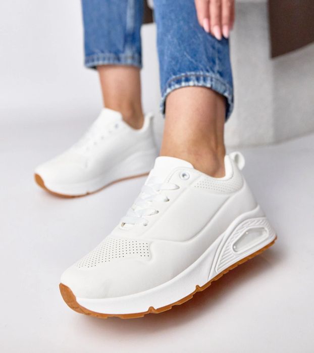Białe sneakersy na grubej podeszwie Sylvie