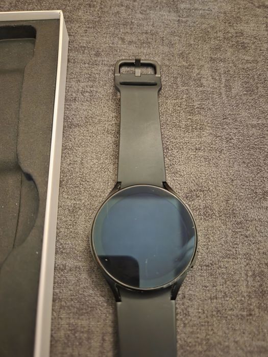 Zegarek Samsung Galaxy watch 4 czarny 44mm.