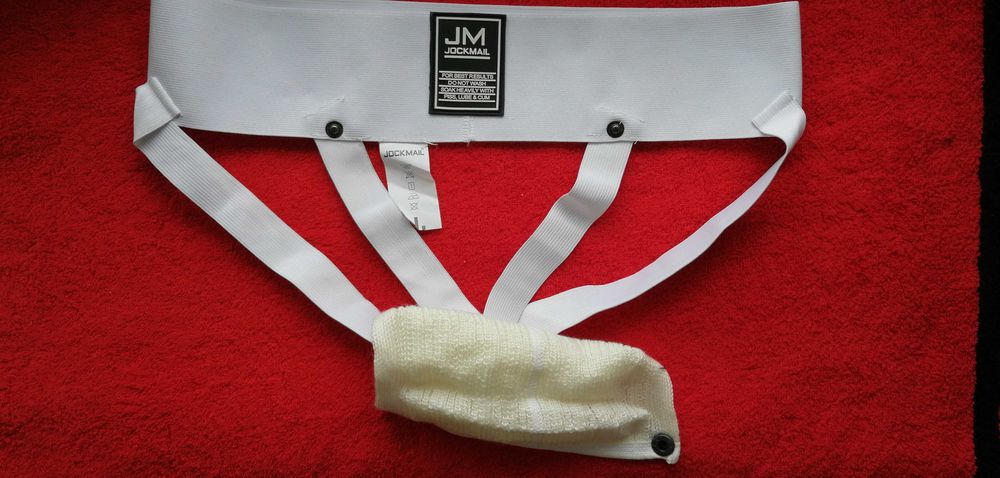 Jockmail jock strap przód zapinany na 3 napy , zatrzaski