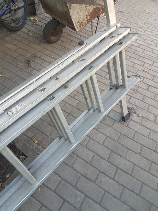 Лестница алюминиевая
