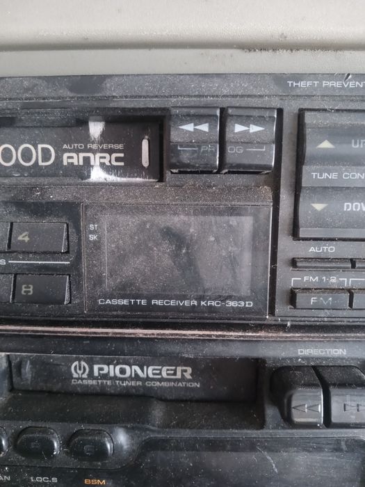 Radio na kasety  Pioneer X 2  sztuki