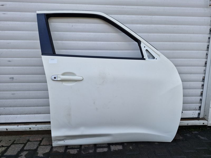 nissan juke f15 drzwi prawy przód prawe przednie 326r