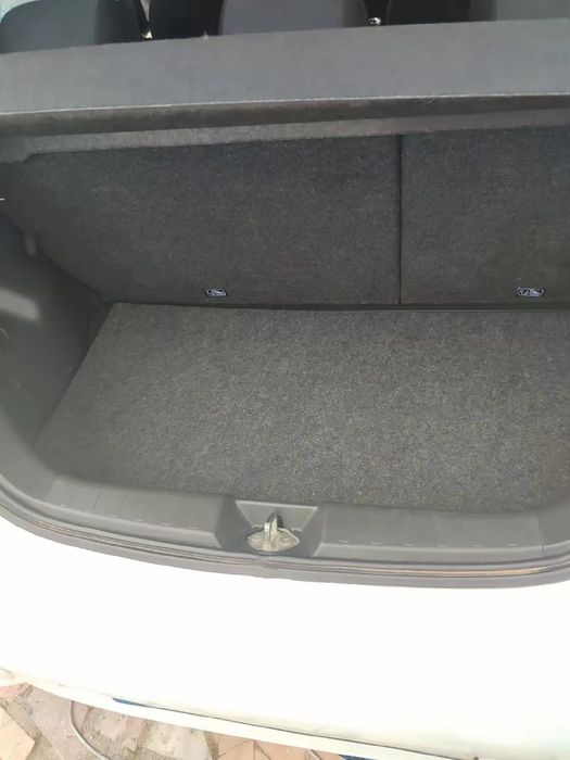 COMPACTO SEMI-NOVO | GARANTIA DE FÁBRICA ATIVA | Kms Reais | Revisões