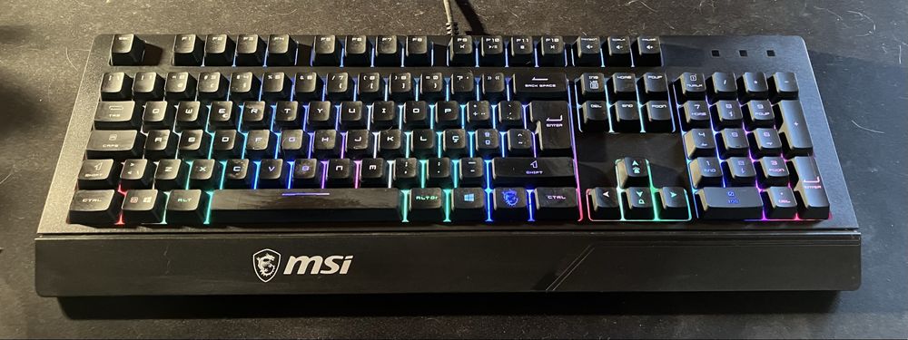 Teclado Gaming MSI GK20