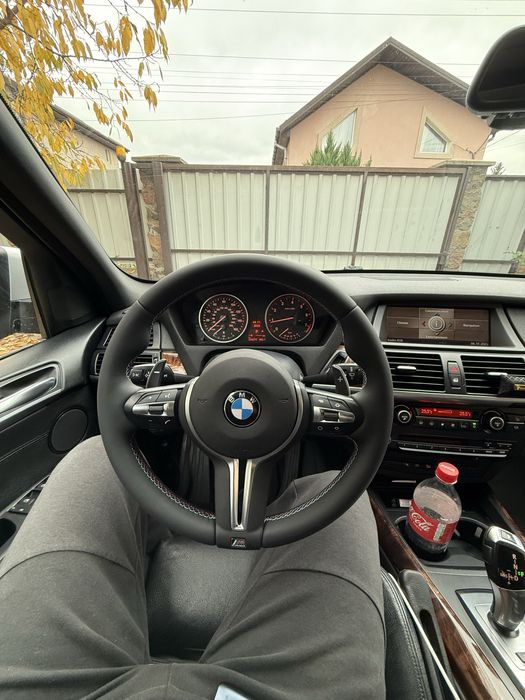 Продам срочно!бмв х5 е70