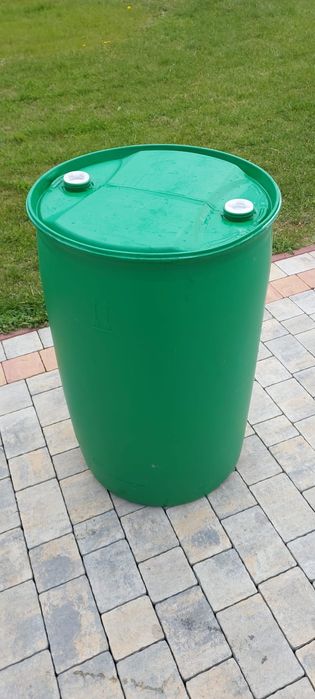 Beczki 200-220 litrowe