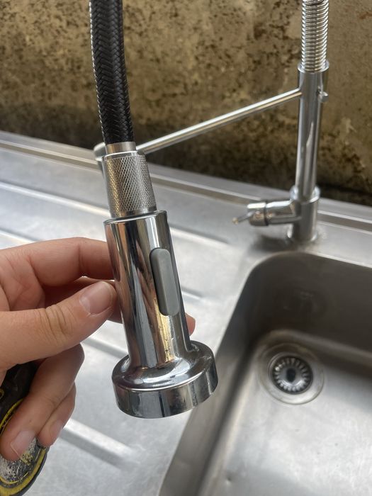 Bancada c/ pia industrial e torneira de mangueira - Profissional