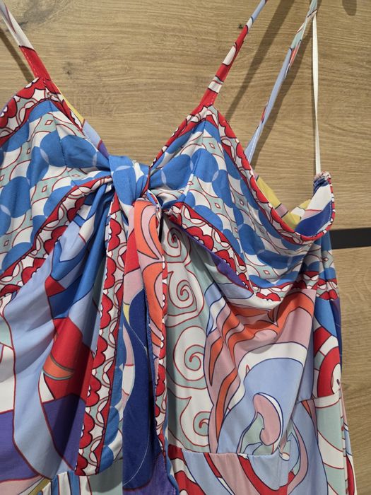 Sukienka  rozmiar 44 Nowa