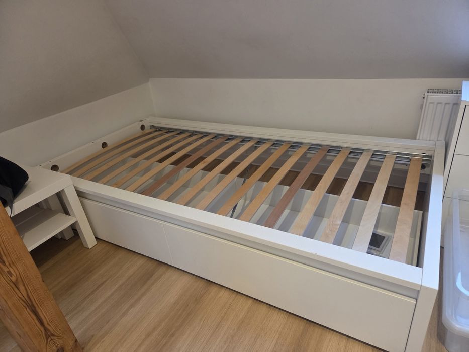 Lóżko pojedyńcze Ikea Malm 90x200 + materac + stelaż+ szuflady