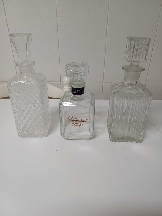Garrafas em cristal 3 unidades