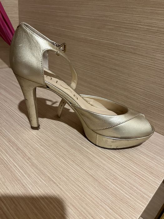 Sandalias altas unisa 38