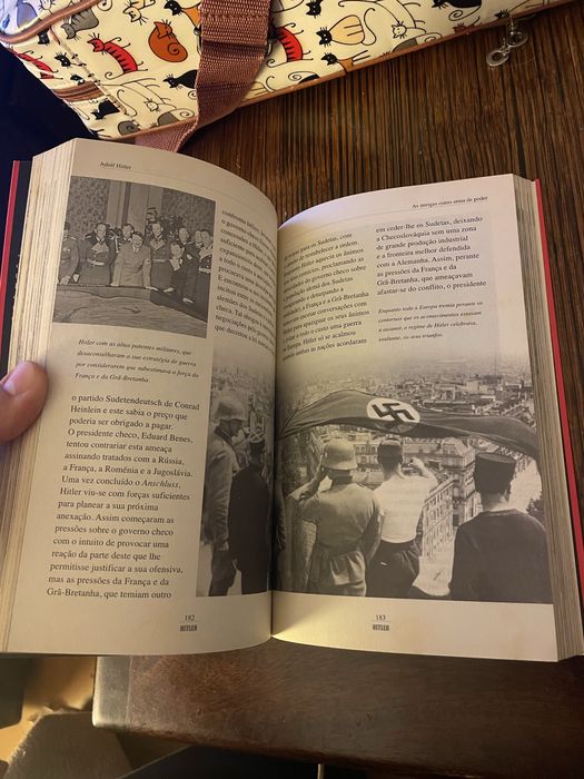 Hitler: Uma Vida em Imagens