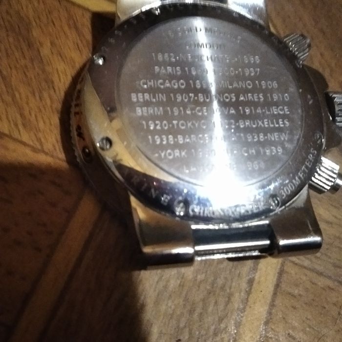 продам наручные часы